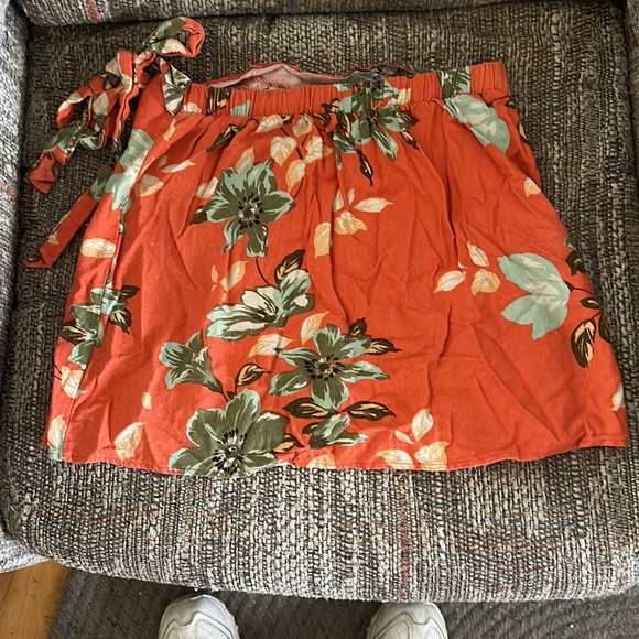 Wrap skirt - Picture 2 of 5